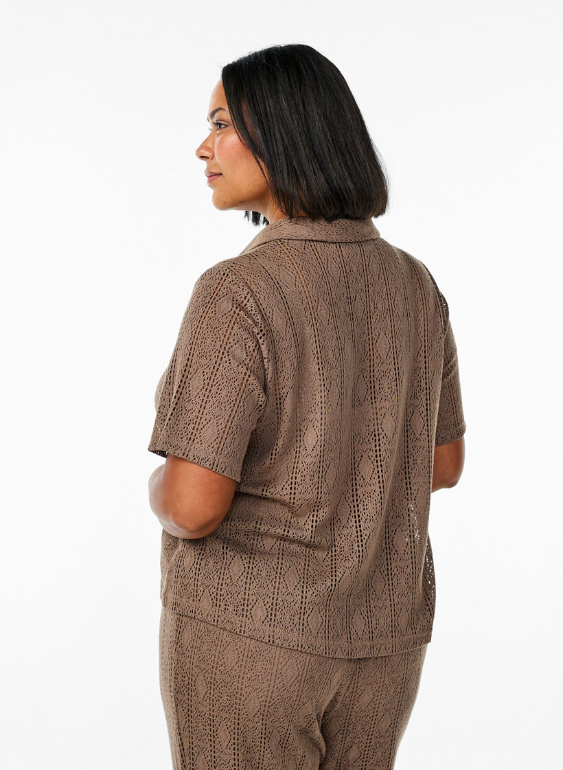 Bluse mit kurzen Ärmeln und Lochmuster, Braun, Model image number 2