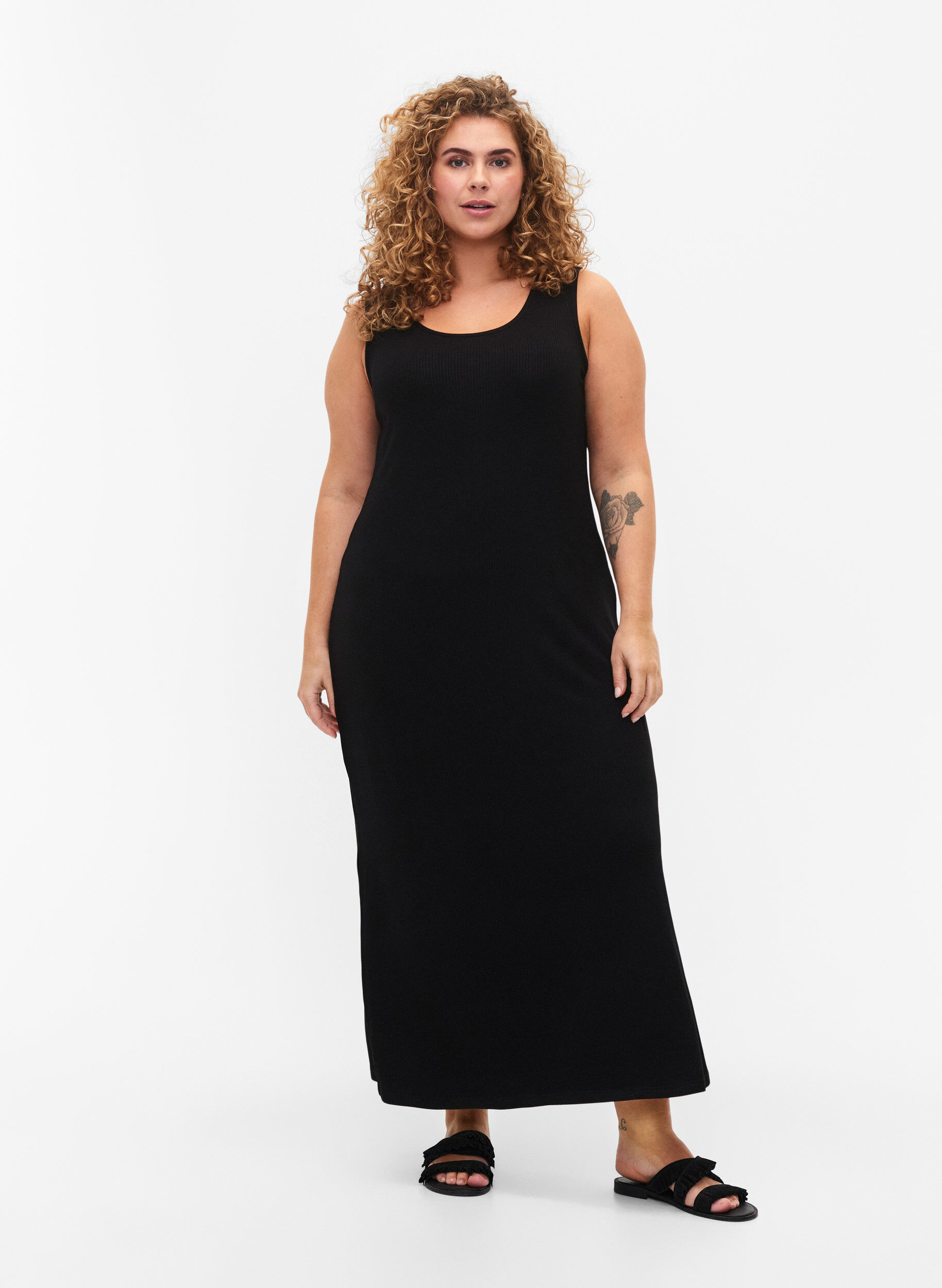 Zizzi&Auml;rmelloses geripptes Kleid aus Viskose, Schwarz, Model image number 0