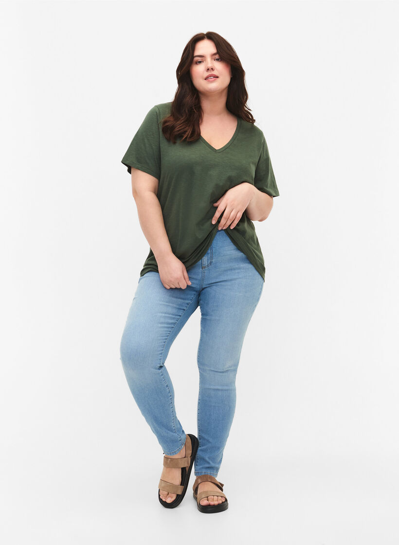 Kurz&auml;rmeliges Basic T-Shirt mit V-Ausschnitt, Gr&uuml;n, Model image number 1