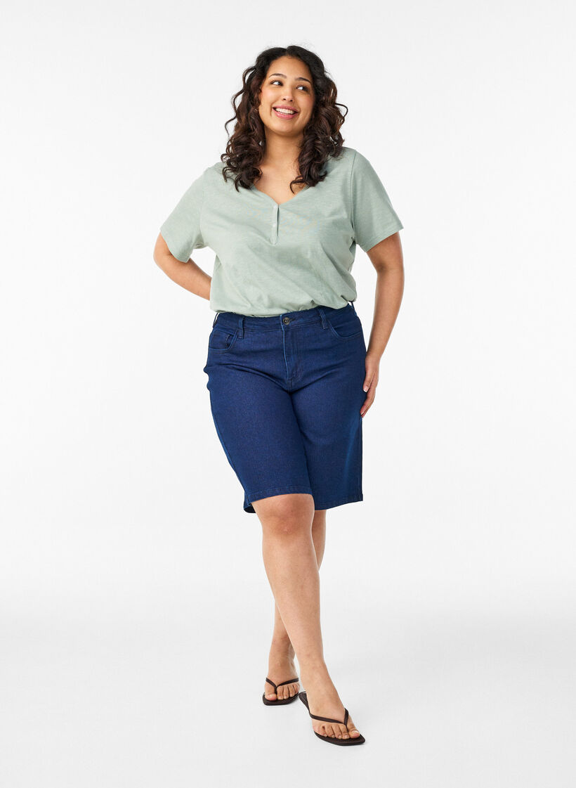 T-Shirt mit Knopfleiste, Gr&uuml;n, Model image number 1