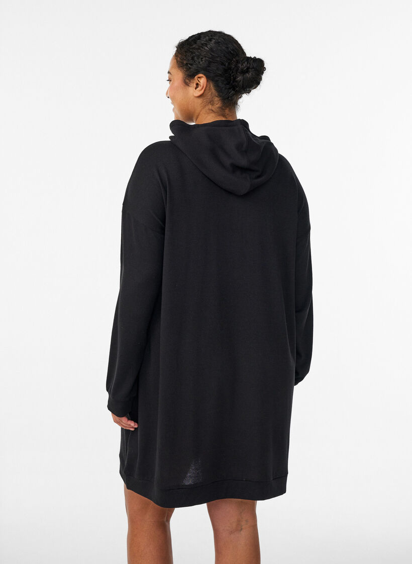 Kurzes Hoodie-Kleid mit K&auml;ngurutasche, Schwarz, Model image number 2