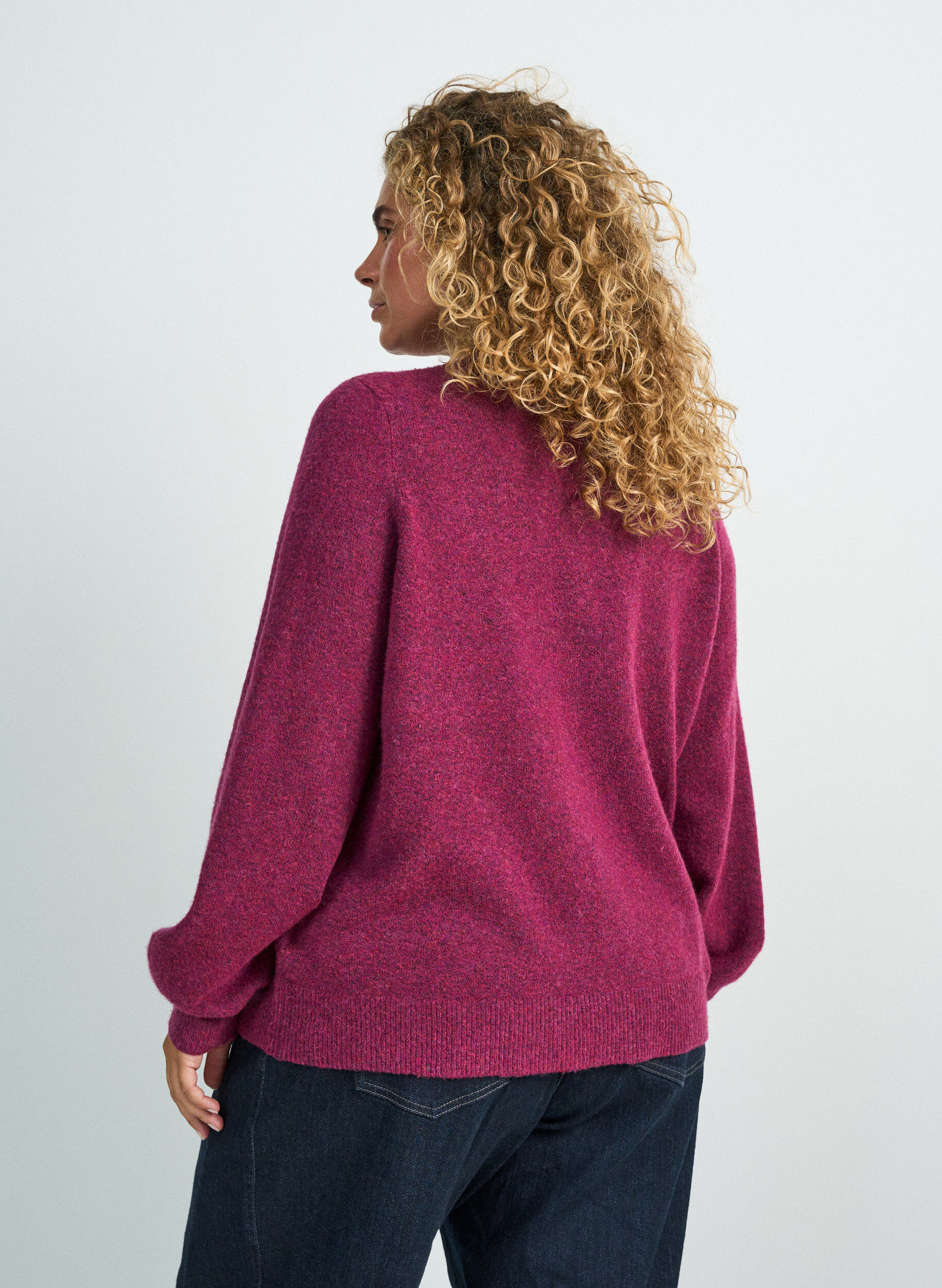 ZizziStrickjacke aus weichem Strick mit goldfarbenen Kn&ouml;pfen, Rot, Model image number 2