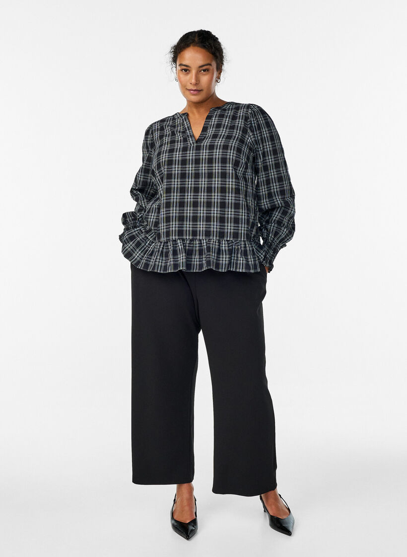 Bluse mit Karomuster und Rüschendetails, Schwarz, Model image number 1
