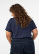 Weihnachts-T-Shirt aus Bio-Baumwolle, Blau, Model image number 2