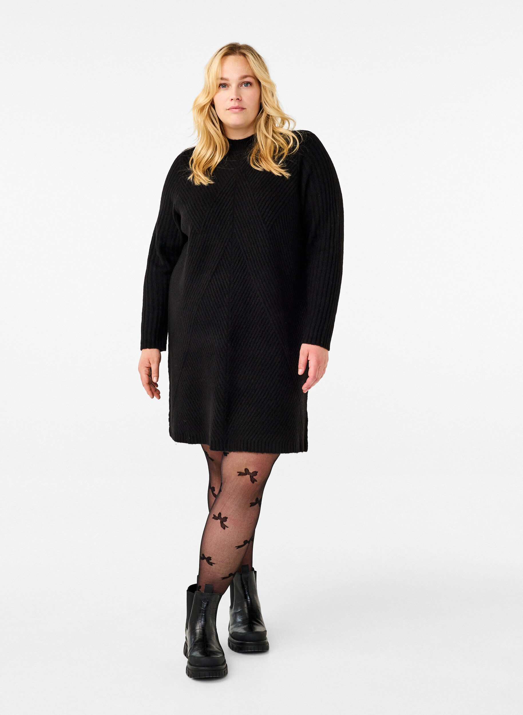 ZizziKurzes Rippstrickkleid mit Rundhalsausschnitt, Black, Model image number 2