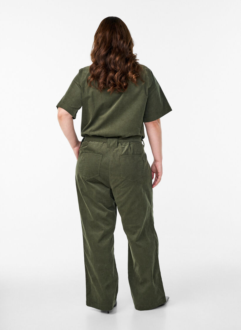 Jumpsuit aus Cord mit geradem Bein, Gr&uuml;n, Model image number 1