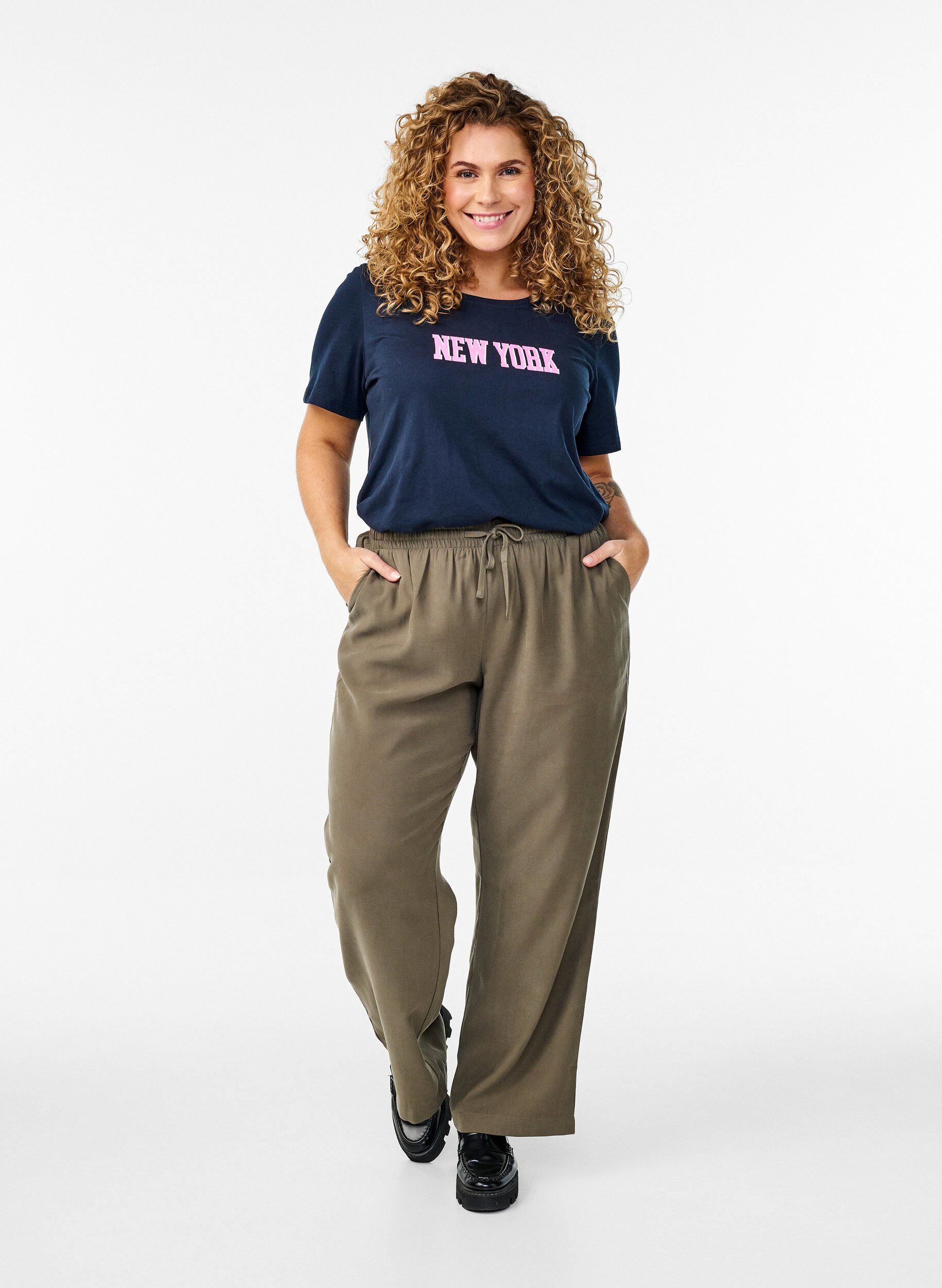 ZizziFLASH - T-Shirt mit Print, Blau, Model image number 1