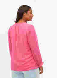 Bluse mit langen Ärmeln und Rüschendetails, Shocking Pink, Model