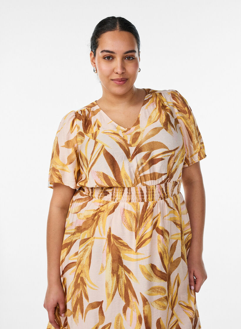 Midikleid aus Viskose mit Blattmuster und gesmokter Taille, Gelb, Model image number 2