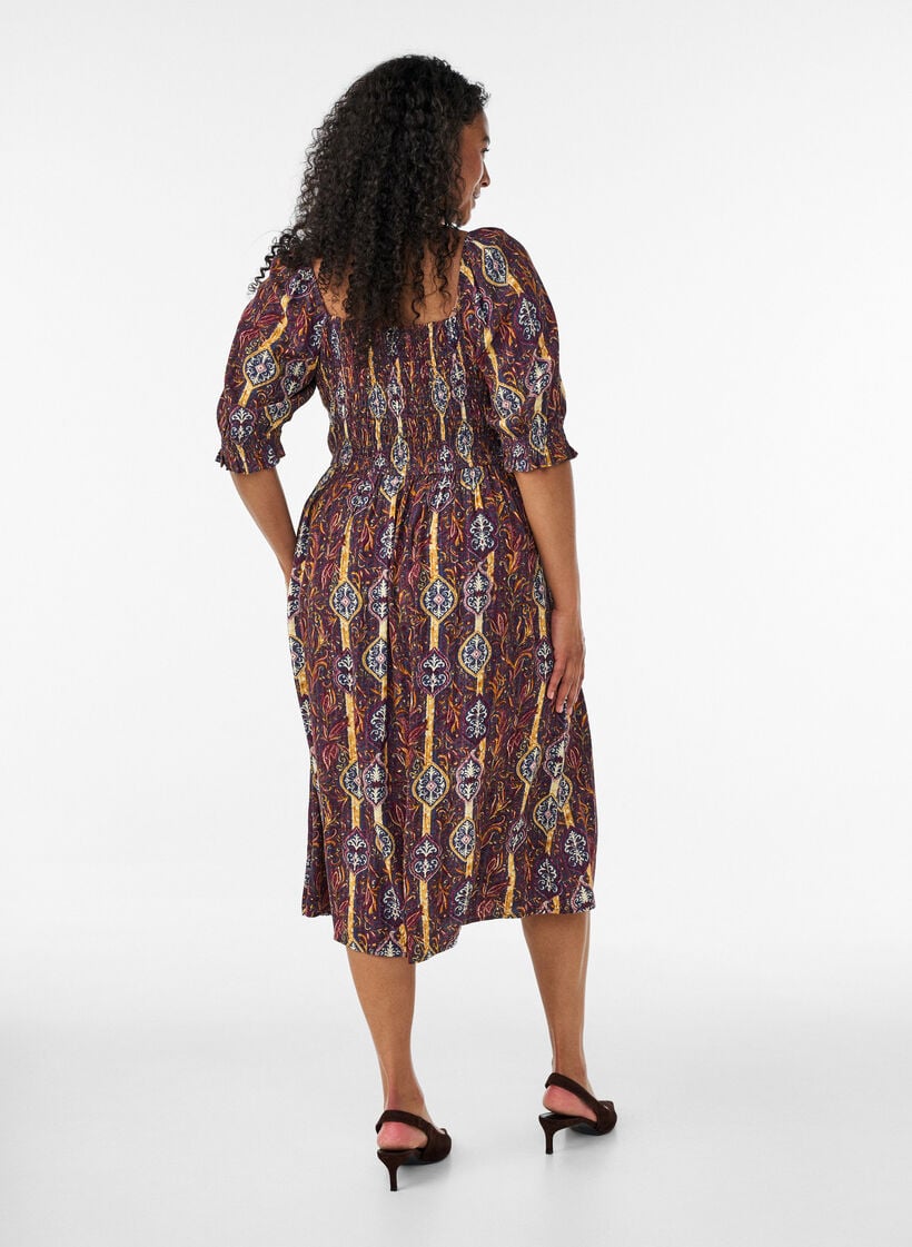 Sommerkleid aus Viskose mit Paisleymuster, Lila, Model image number 1