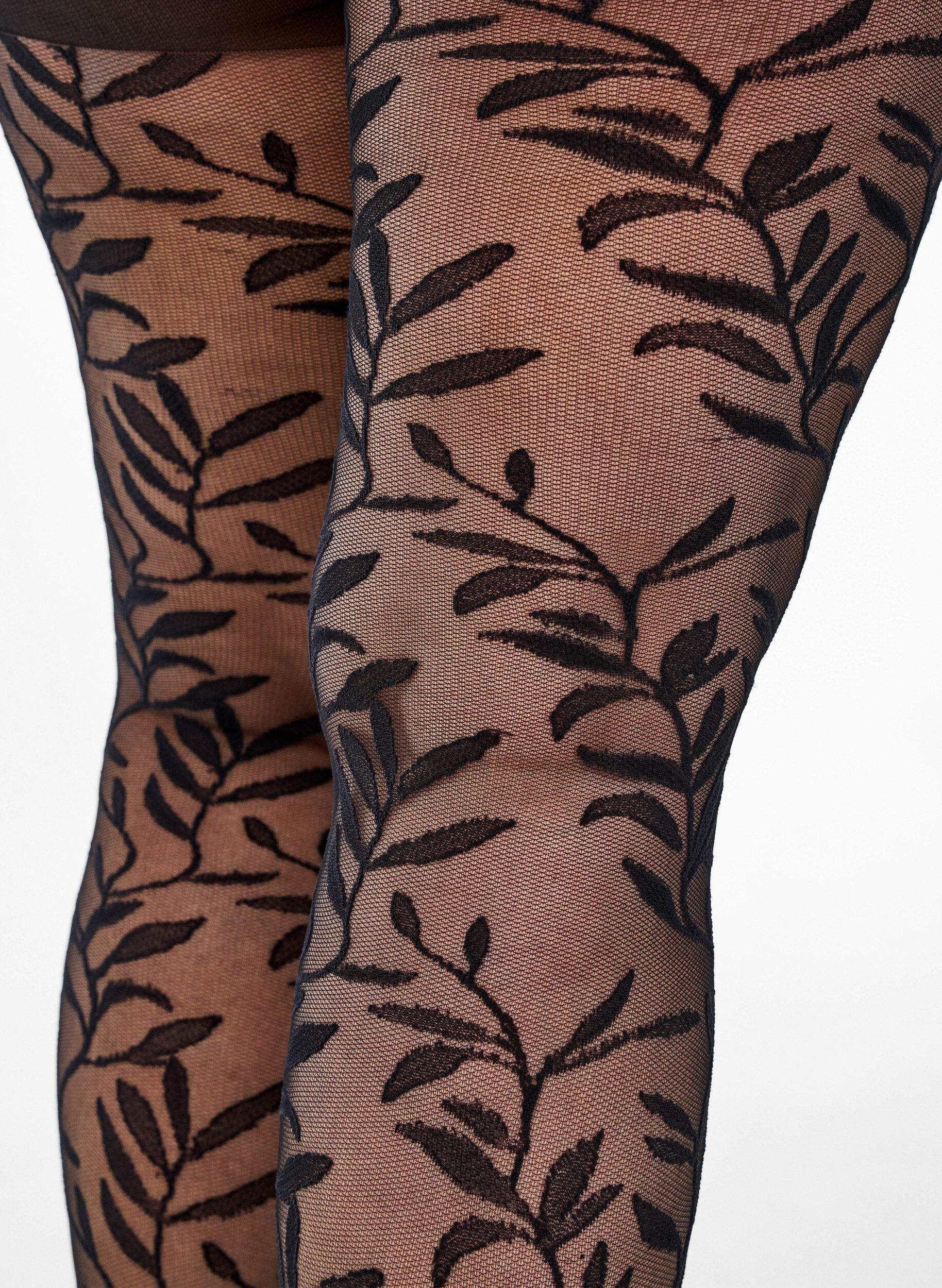 Zizzi25 Denier Strumpfhose mit Bl&auml;ttermotiv, Black, Packshot image number 3