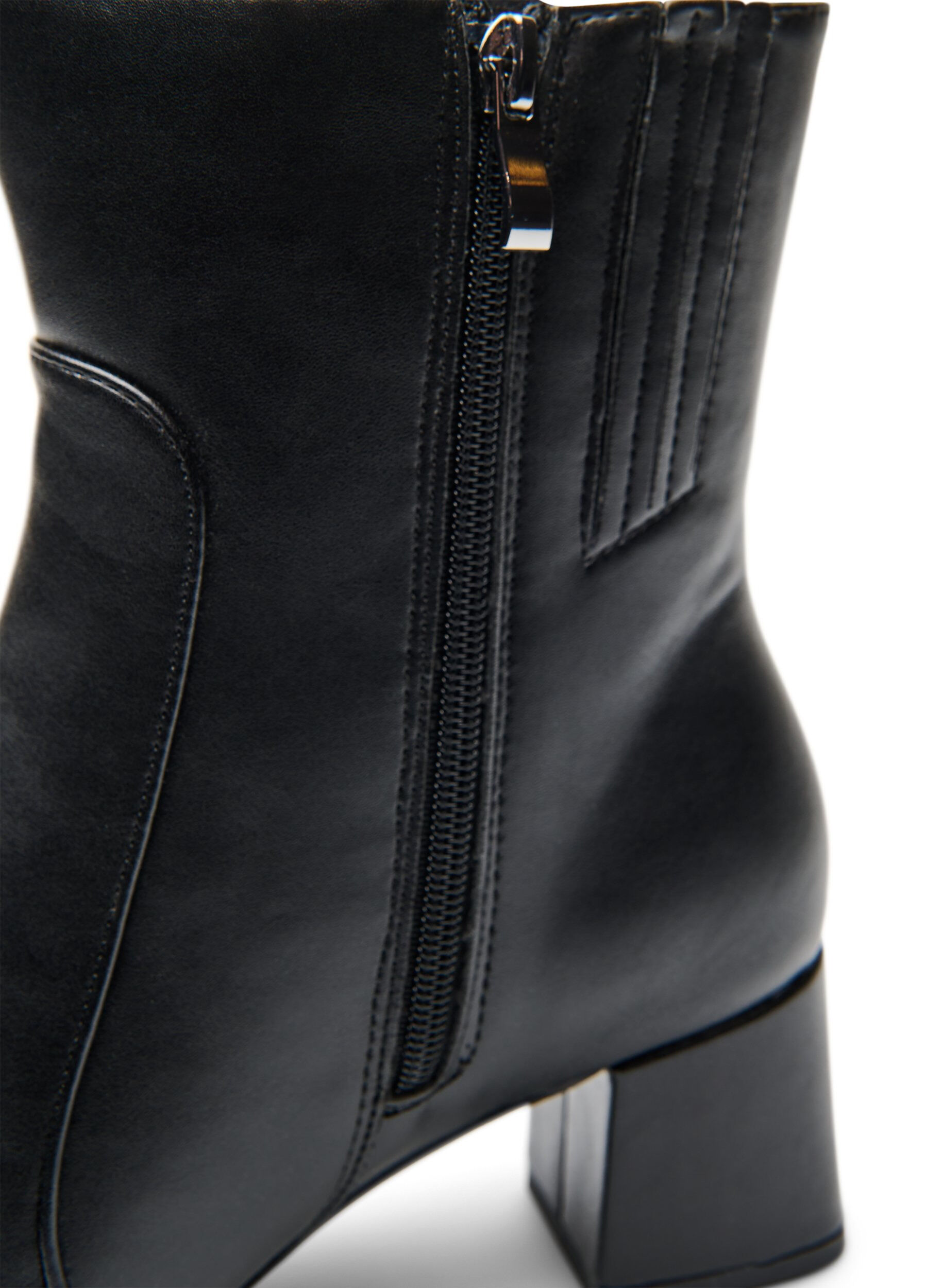 ZizziExtra-Weite - Stiefeletten mit Blockabsatz, Schwarz, Packshot image number 4