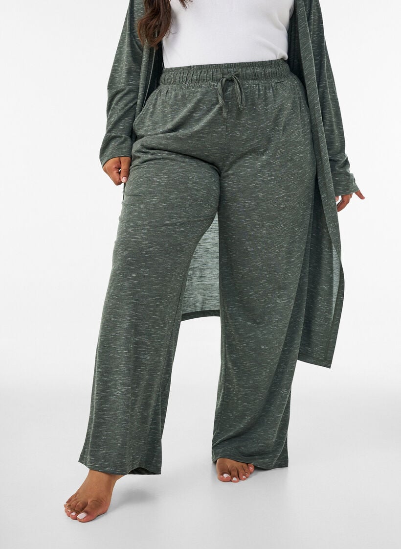 Hose aus Jersey mit weitem Bein und Taschen, Gr&uuml;n, Model image number 0