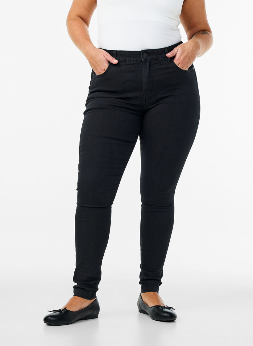 Hochtaillierte Super Slim Amy Jeans, Schwarz, Model image number 2