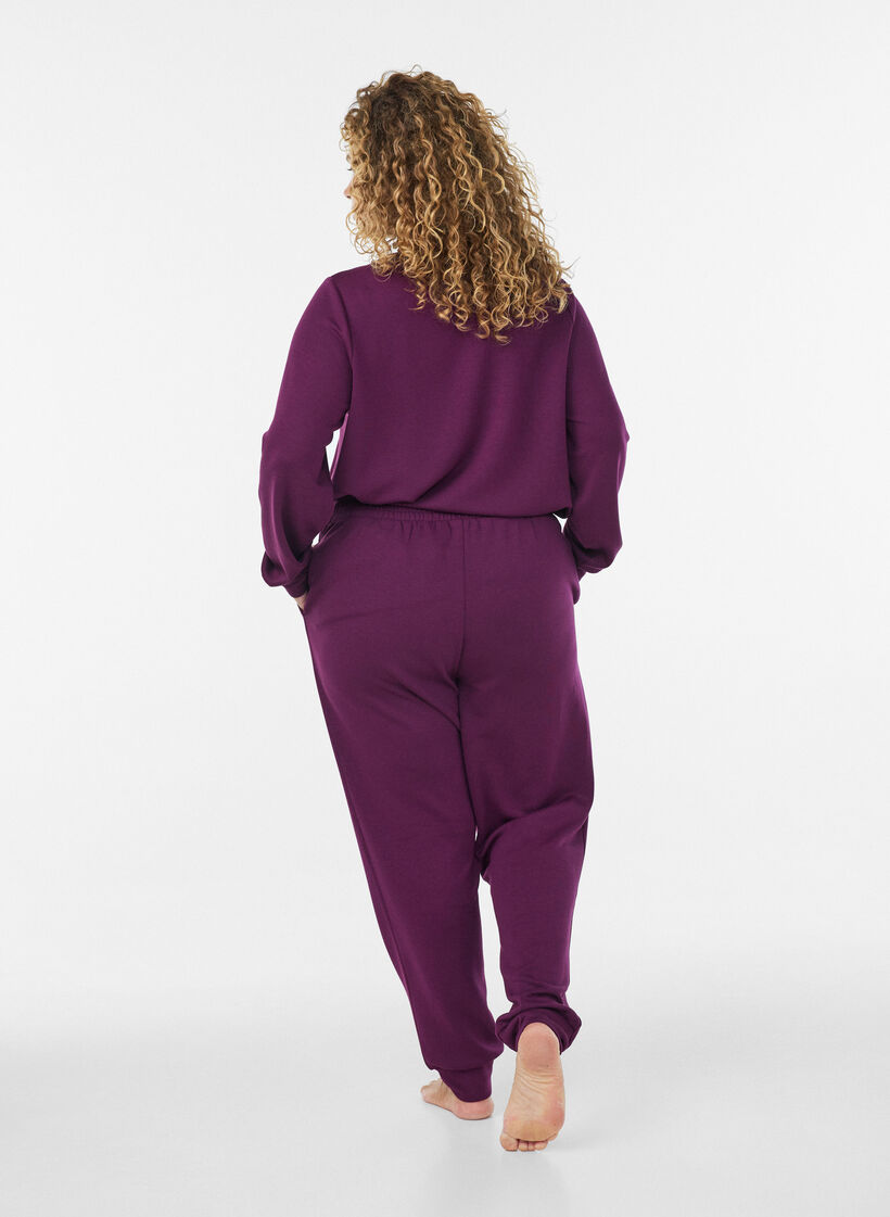 Jerseyhose mit hoher Taille und Taschen, Lila, Model image number 1