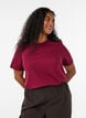 Basic T-Shirt aus Baumwolle mit Rundhalsausschnitt, Rot, Model image number 0