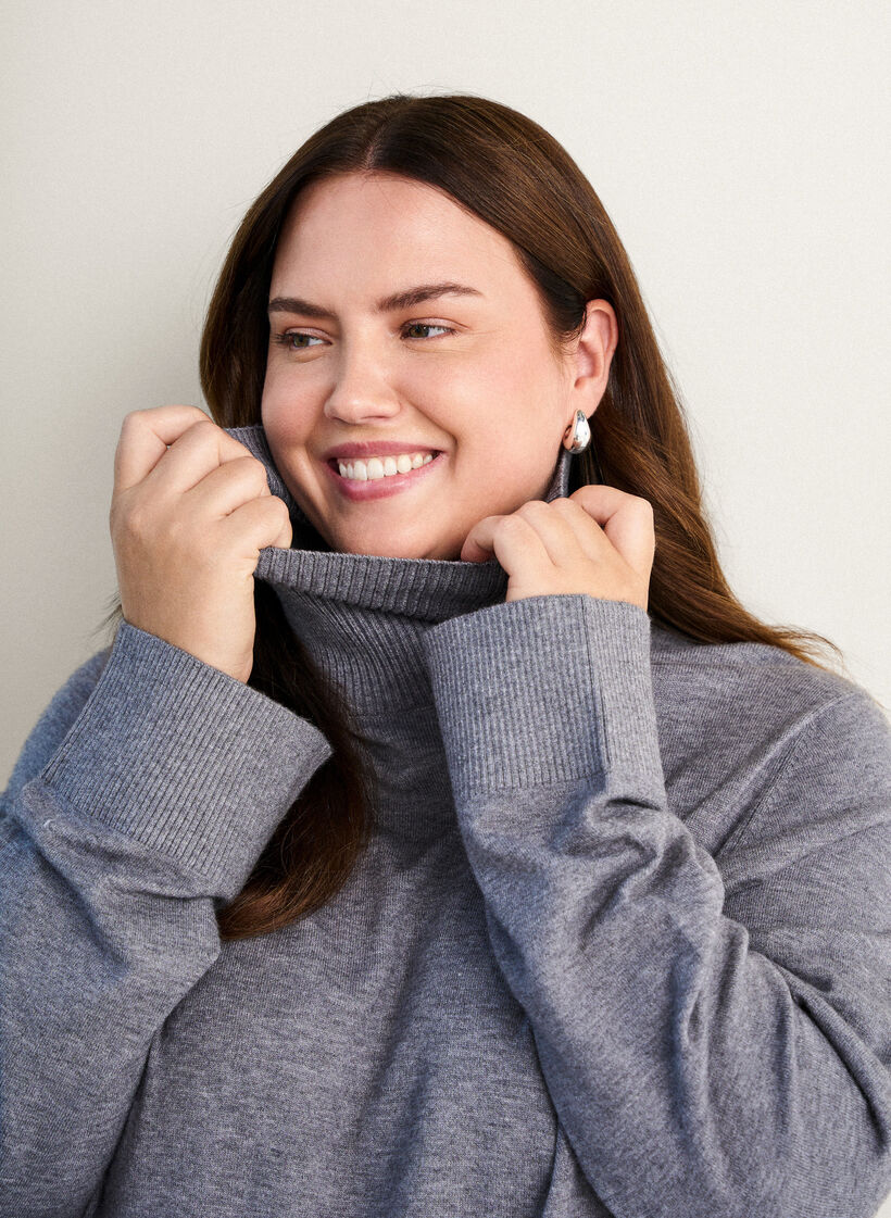 Strickbluse mit Rollkragen und seitlichen Knöpfen, Grau, Image image number 0