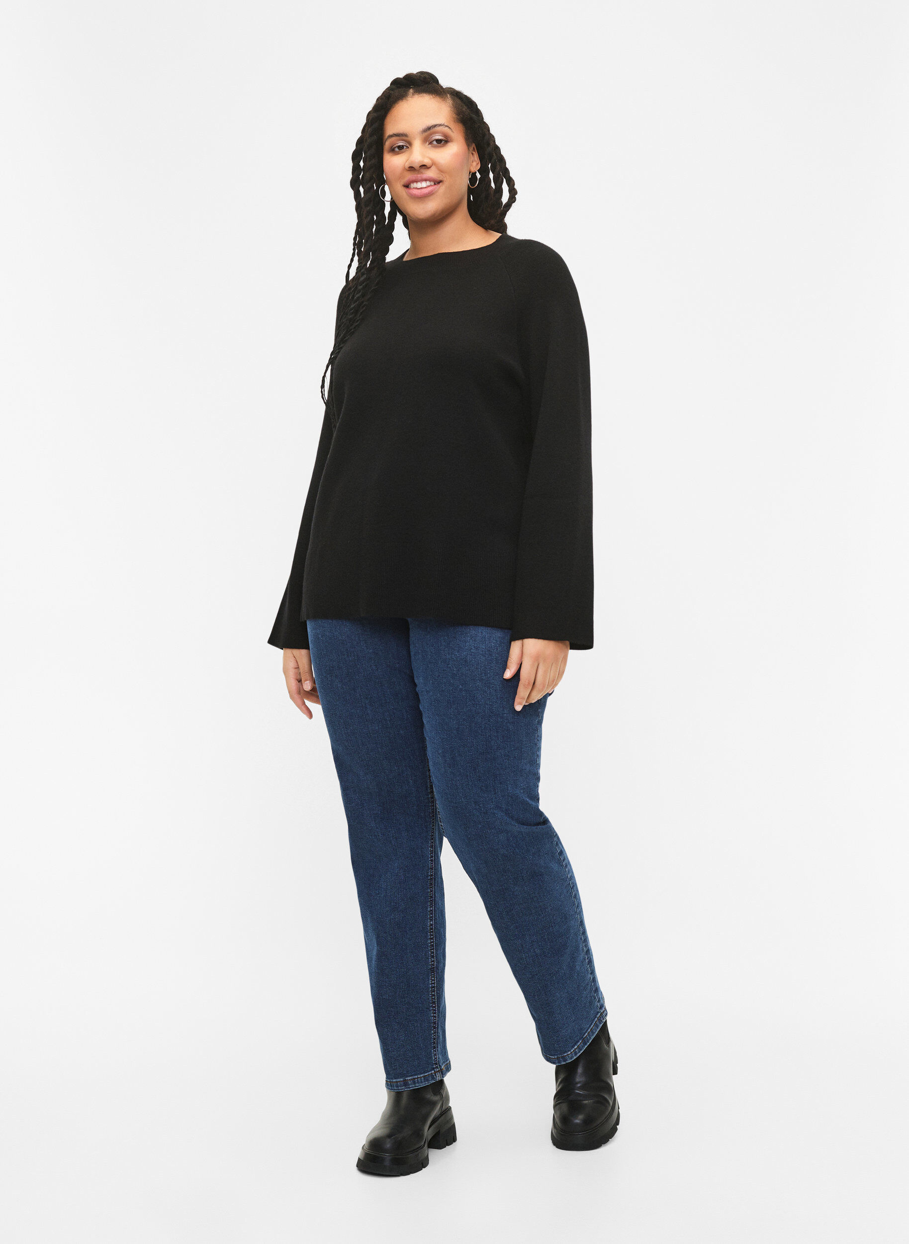 ZizziPullover aus Viskosemischung mit Seitenschlitz	, Black, Model image number 2