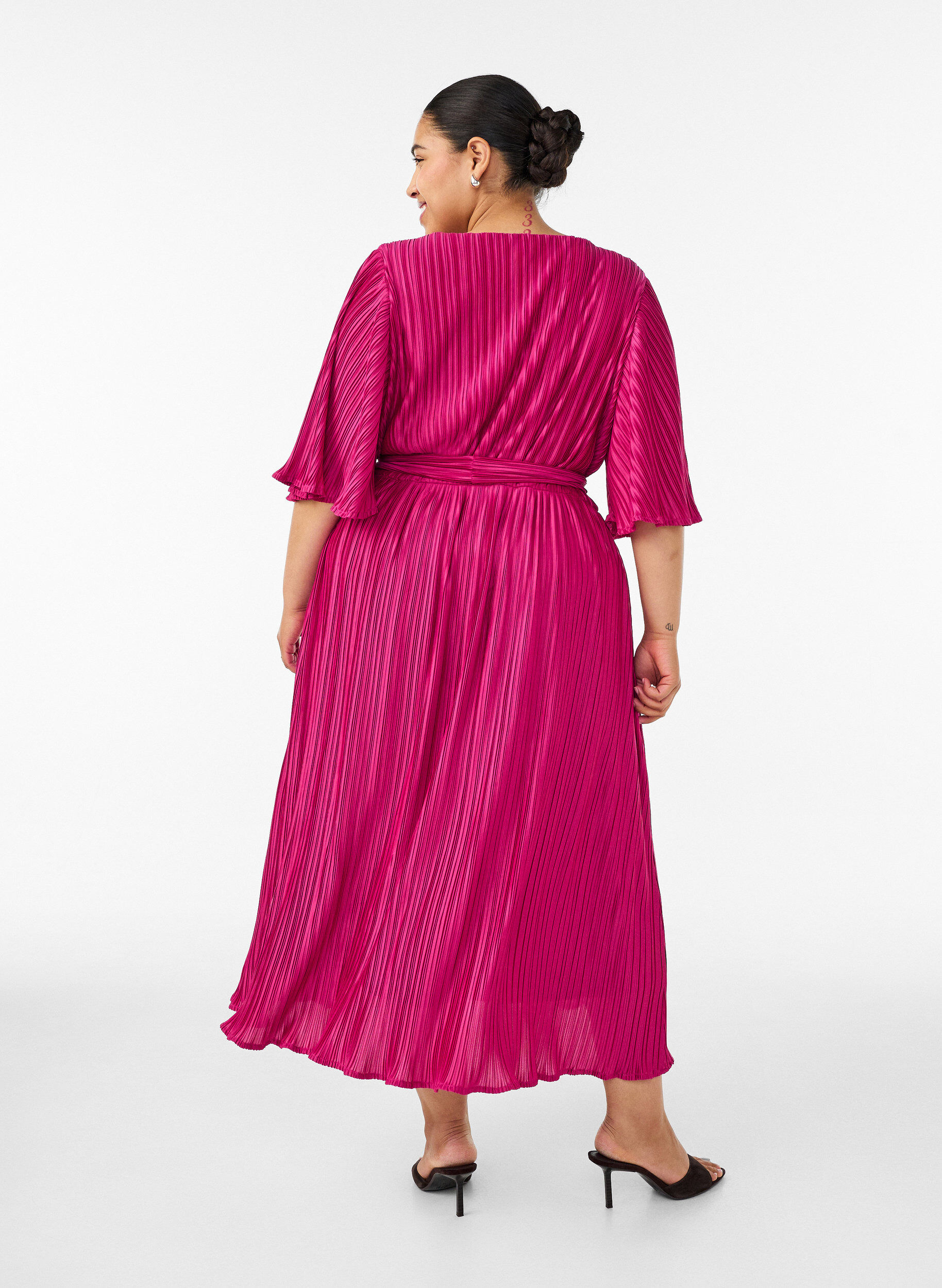 ZizziMidikleid mit Plisseefalten und Fledermaus&auml;rmeln, Pink, Model image number 1