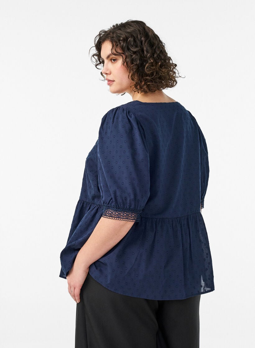 Bluse aus strukturierter Baumwolle mit H&auml;keldetails, Blau, Model image number 2