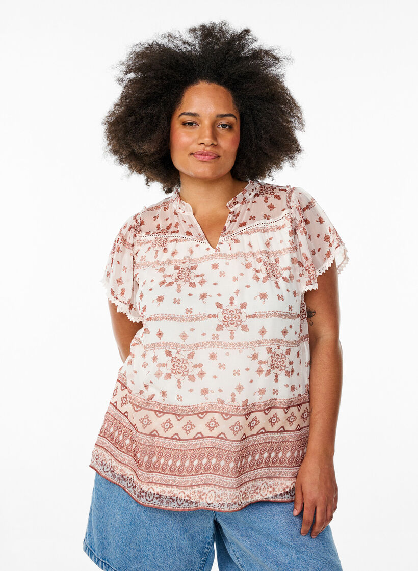 Gemusterte Bluse mit Rüschendetail und kurzen Ärmeln, Vanille, Model image number 0