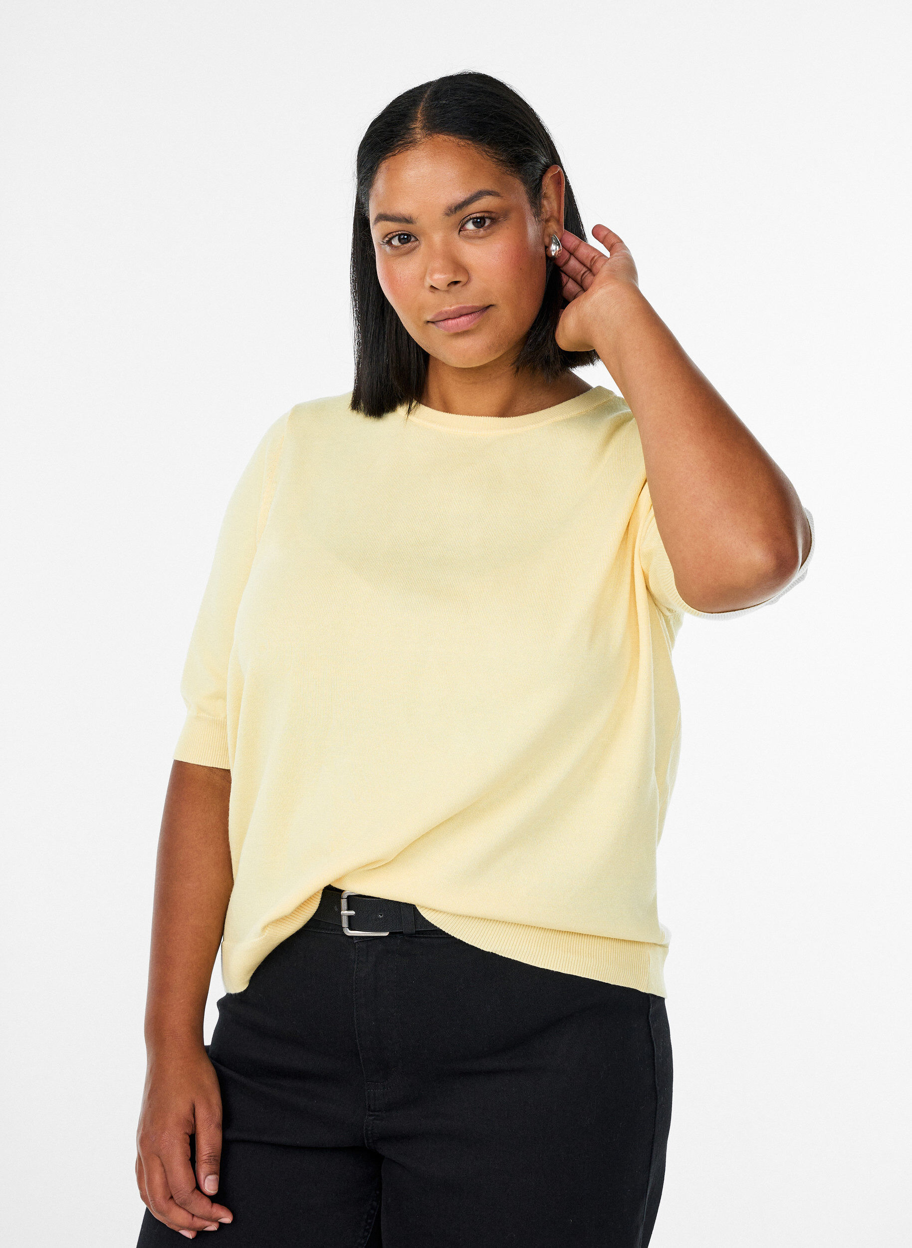 ZizziFein gestrickte Bluse mit kurzen &Auml;rmeln, Gelb, Model image number 0