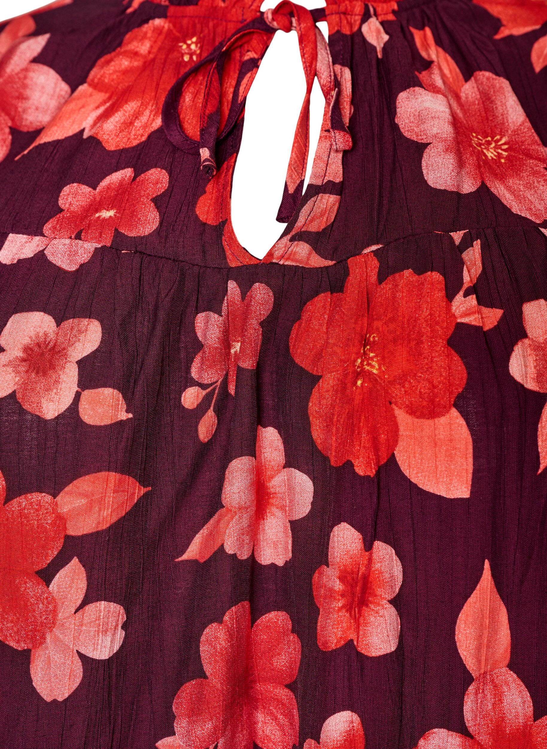 ZizziGebl&uuml;mte Bluse aus Viskose mit R&uuml;schen&auml;rmeln, Lila, Packshot image number 2