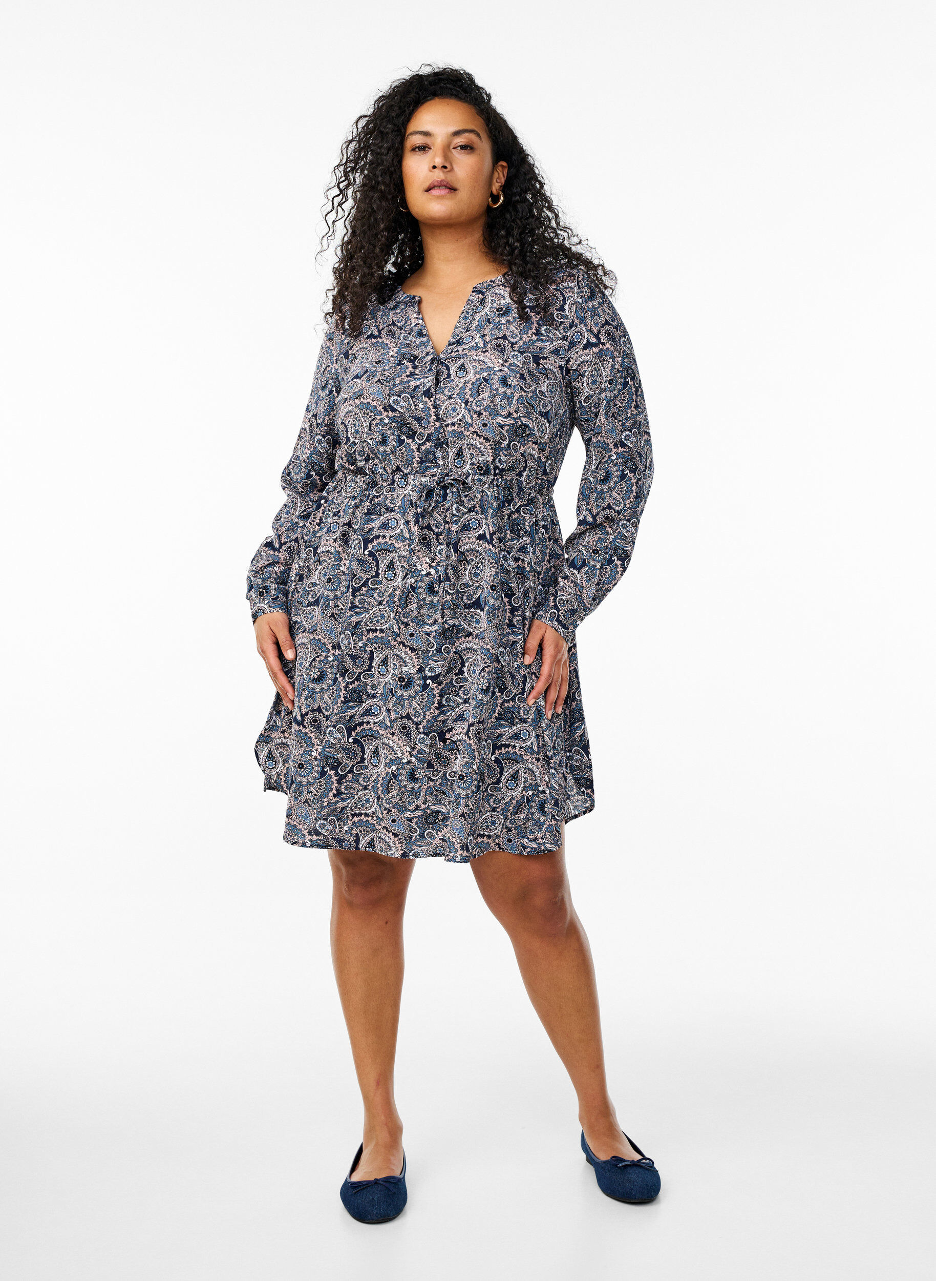 ZizziKnielanges Kleid mit Bindeg&uuml;rtel, Beige, Model image number 1