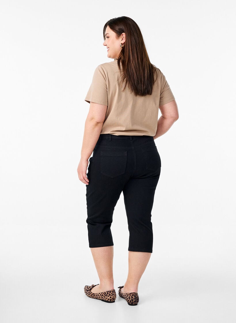 Emily slim fit Denim-Caprihose, Schwarz, Model image number 1