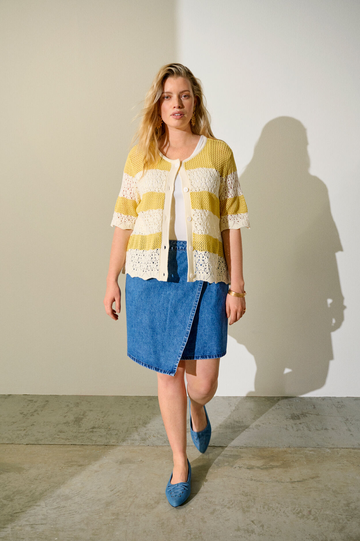 ZizziJeansrock mit Details, , Model