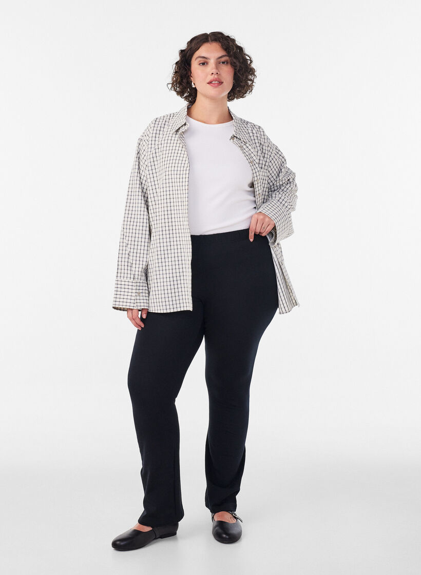 Jerseyhose mit ausgestelltem Bein, Schwarz, Model image number 1