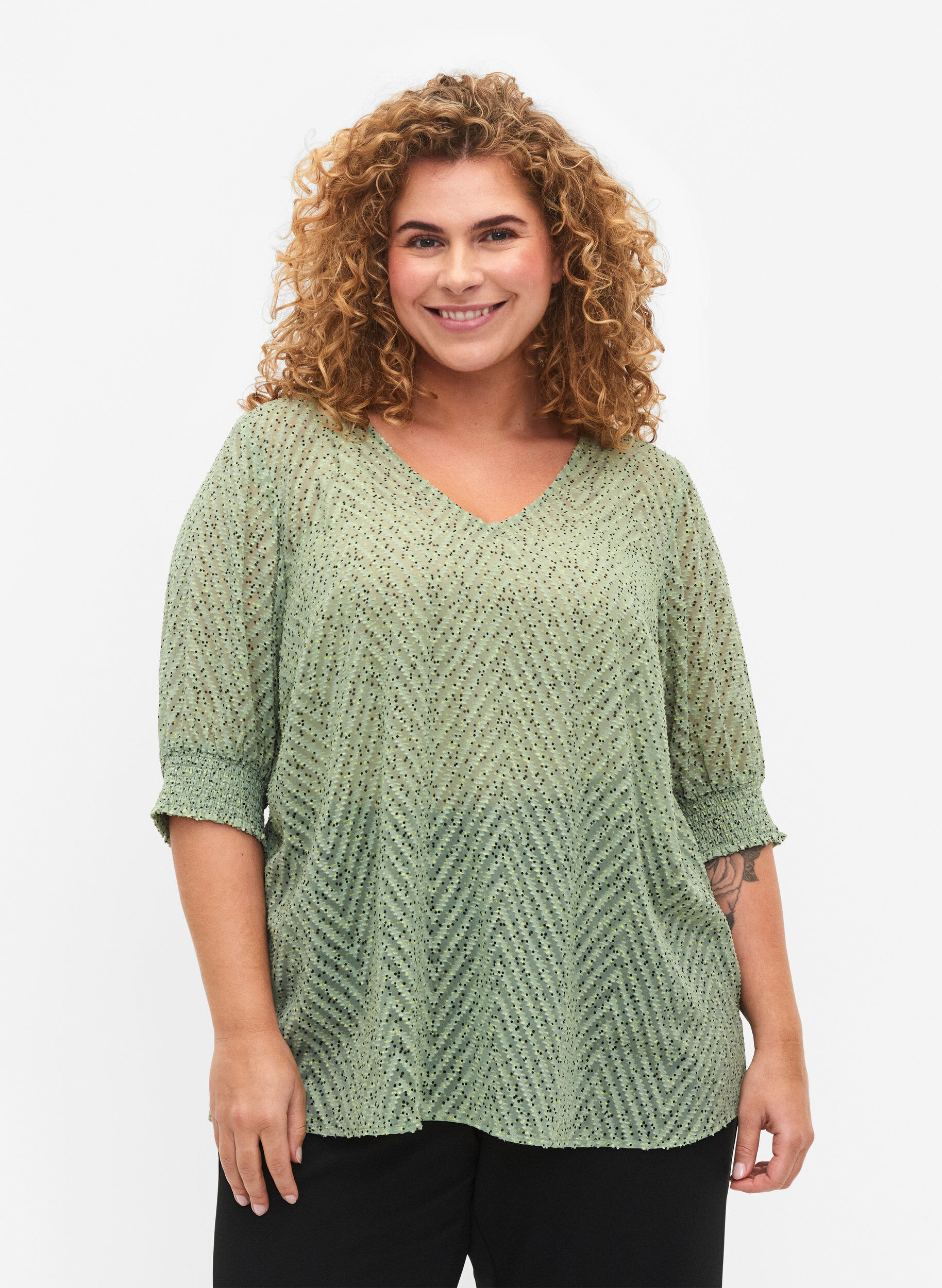 ZizziGepunktete Bluse mit kurzen &Auml;rmeln, Seagrass Dot, Model image number 0