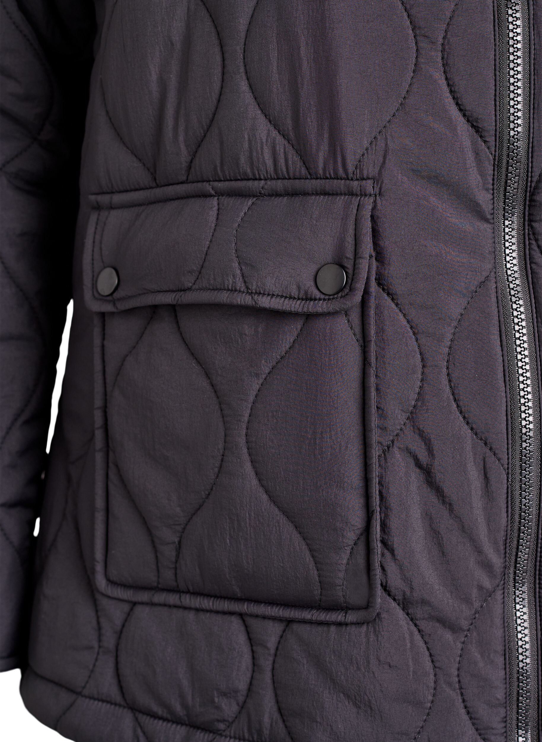 ZizziSteppjacke mit Kapuze und Taschen, Schwarz, Packshot image number 3