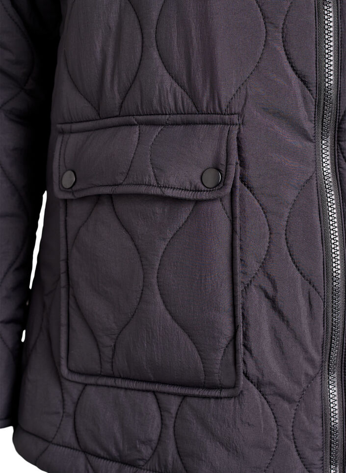 Steppjacke mit Kapuze und Taschen, Schwarz, Packshot image number 3