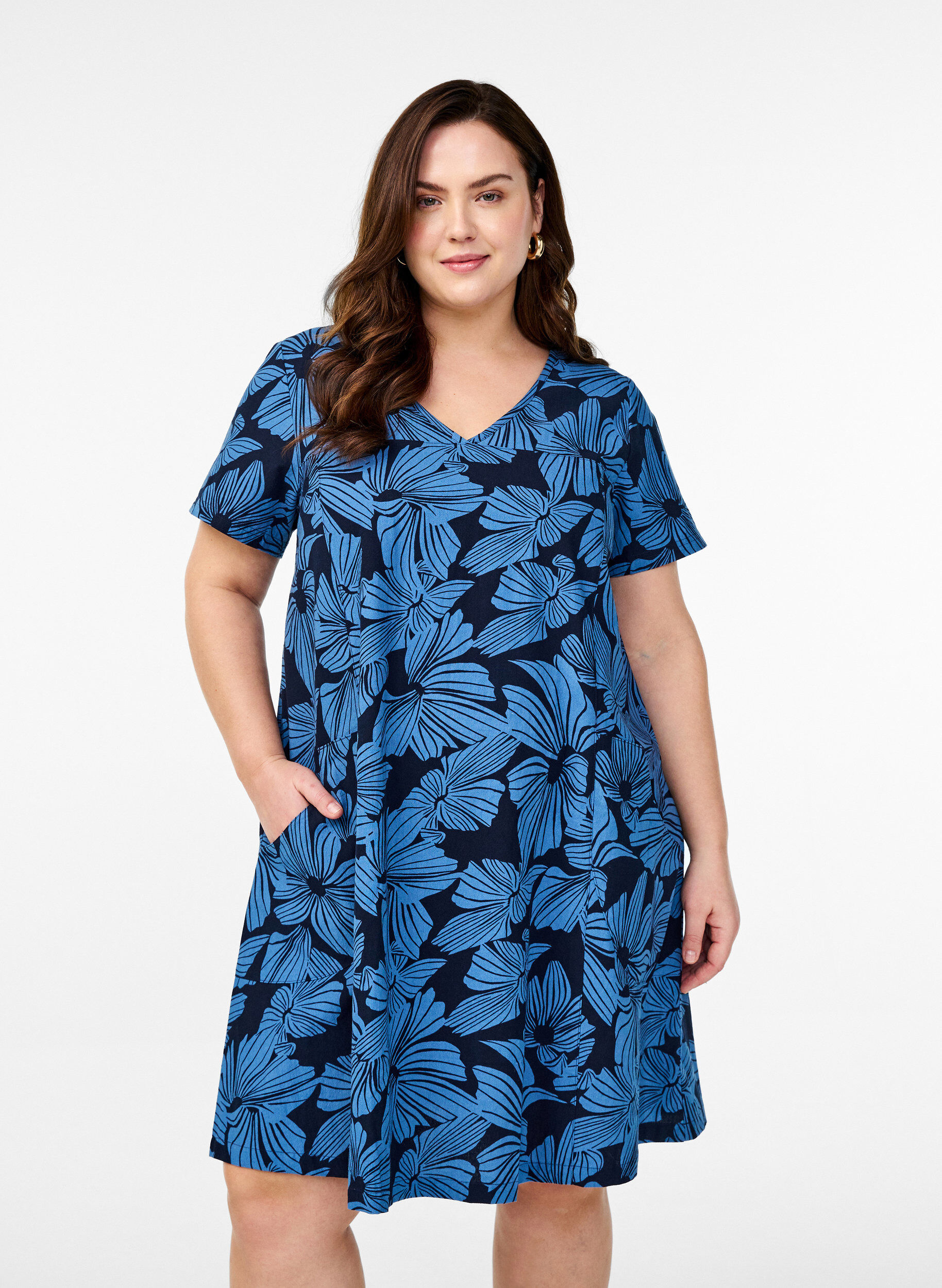 ZizziKurzes A-Linien-Kleid mit floralem Print, Blau, Model image number 0