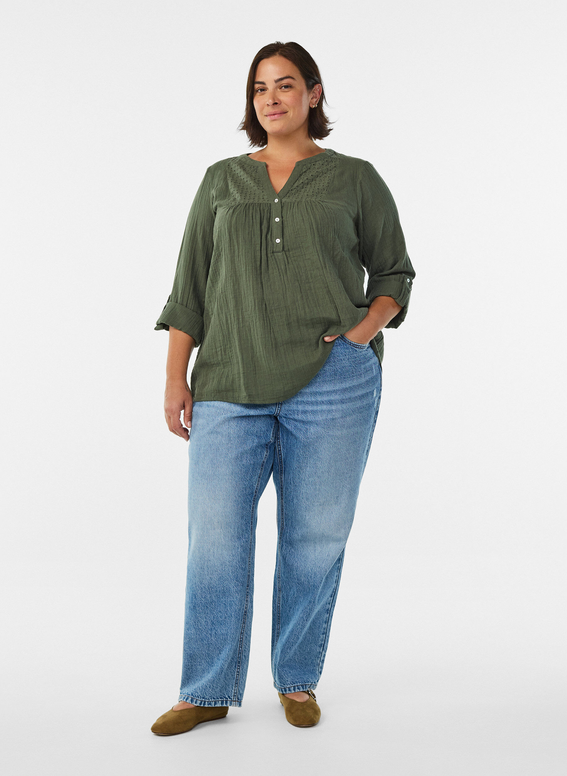 ZizziBluse aus Baumwollmusselin mit Lochstickerei, Gr&uuml;n, Model image number 1