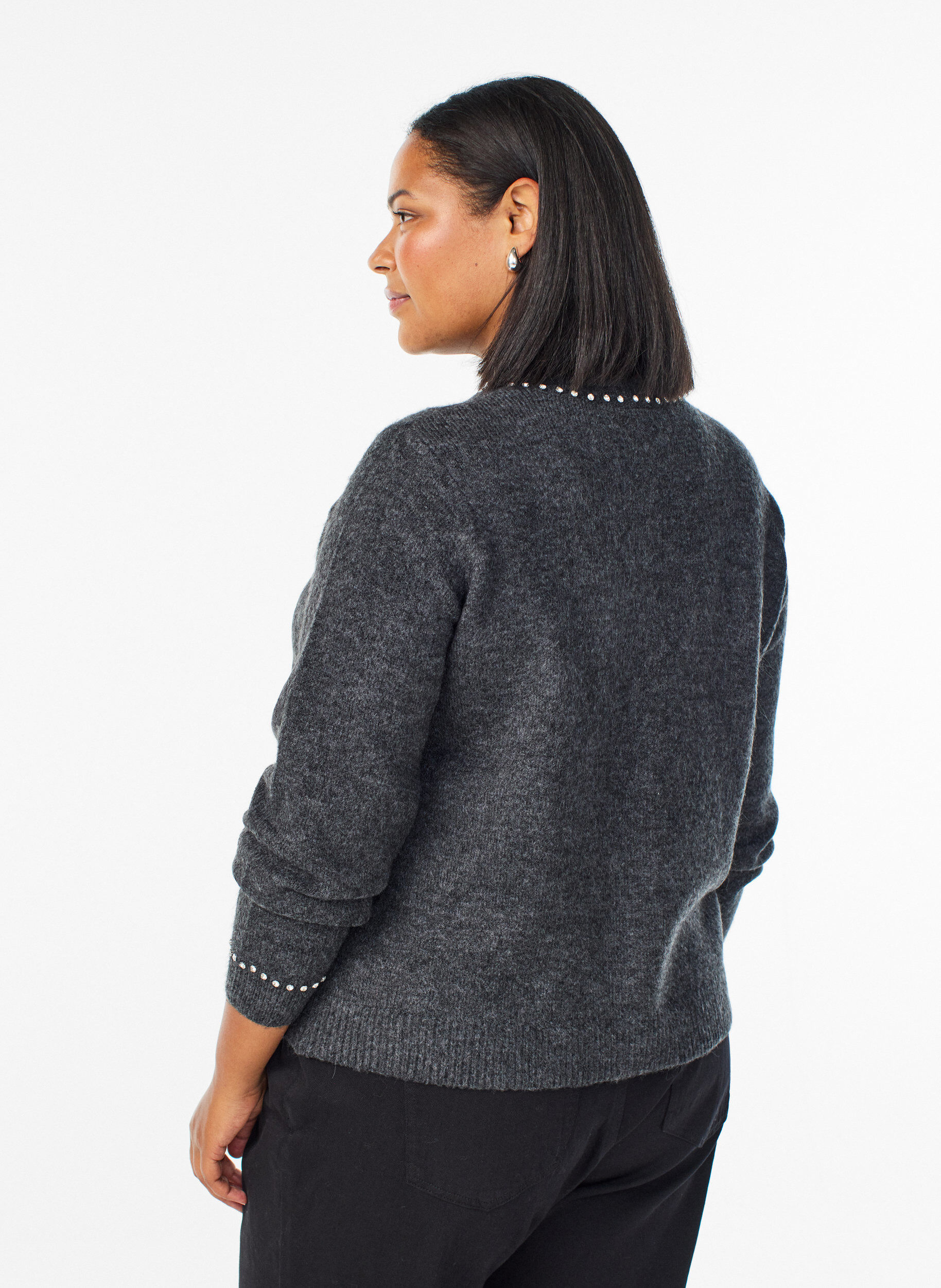 ZizziStrickjacke mit Strasssteinen und Zierkn&ouml;pfen, Grau, Model image number 2