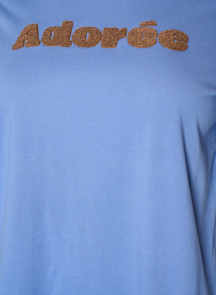 T-Shirt aus Bio-Baumwolle mit Frontprint, Blau, Packshot image number 2