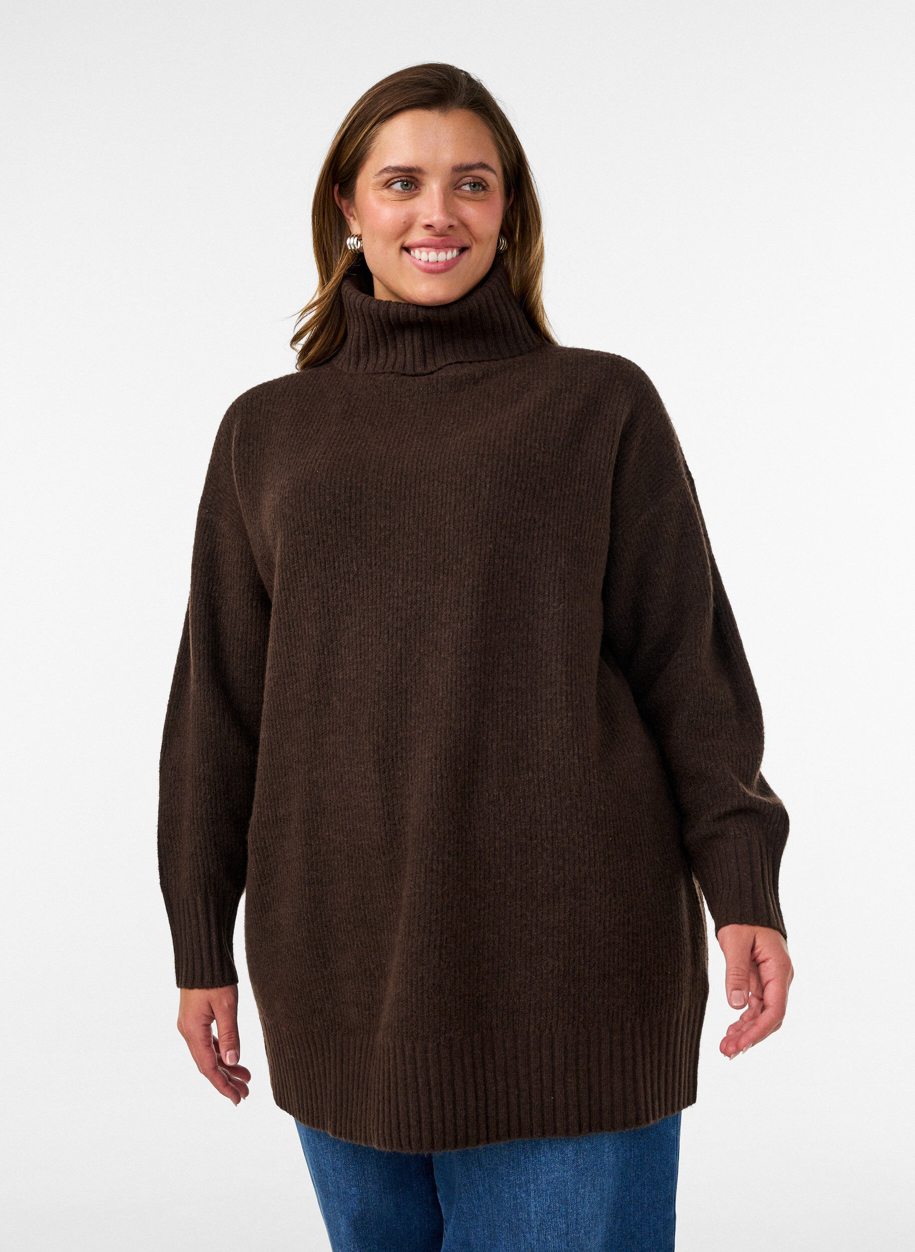 ZizziLocker gestrickter Pullover mit Rollkragen, Braun, Model image number 0