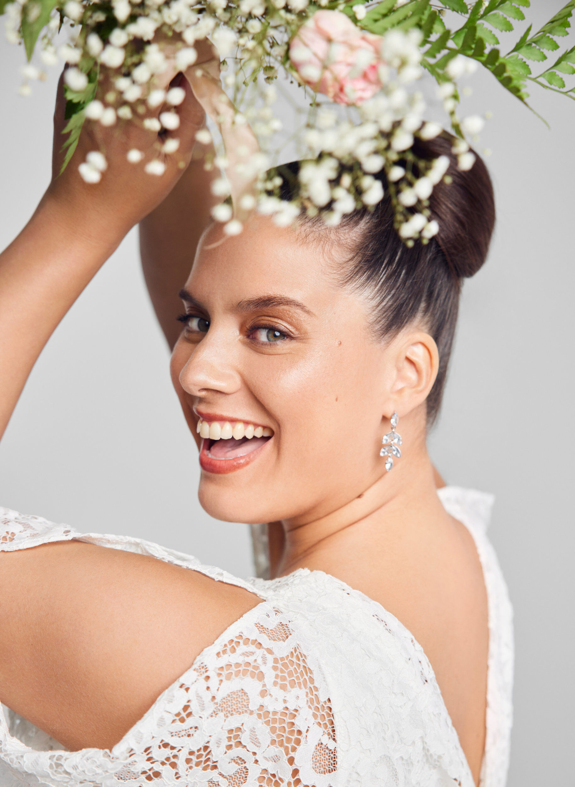 ZizziBrautkleid mit Spitze und Schlitz, Star White, Image image number 1