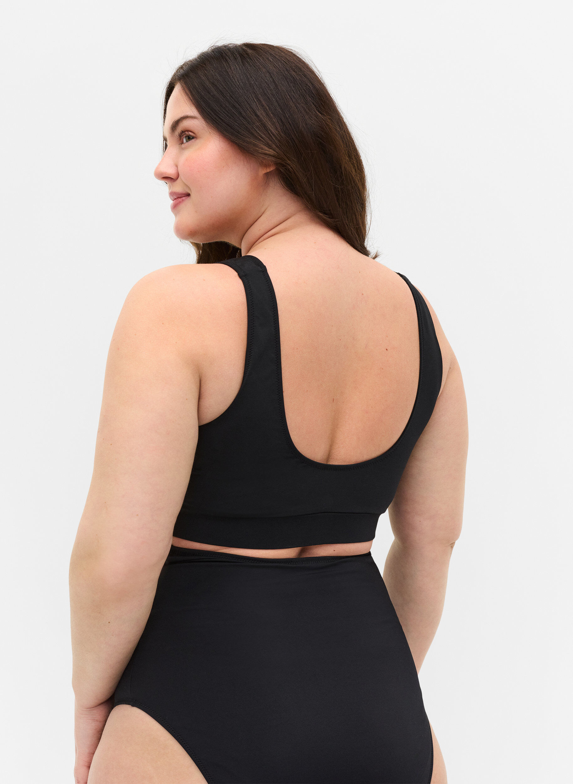 ZizziBikini-Top mit Rundhalsausschnitt, Black, Model image number 1