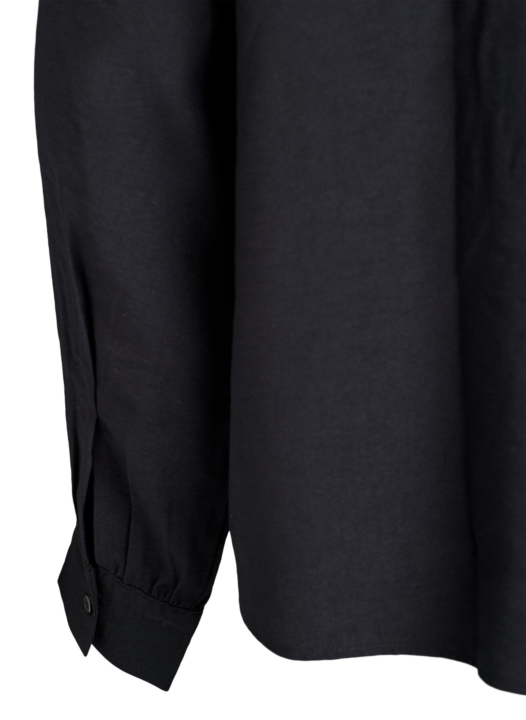 ZizziHemdbluse mit Knopfdetail am R&uuml;cken, Schwarz, Packshot image number 3