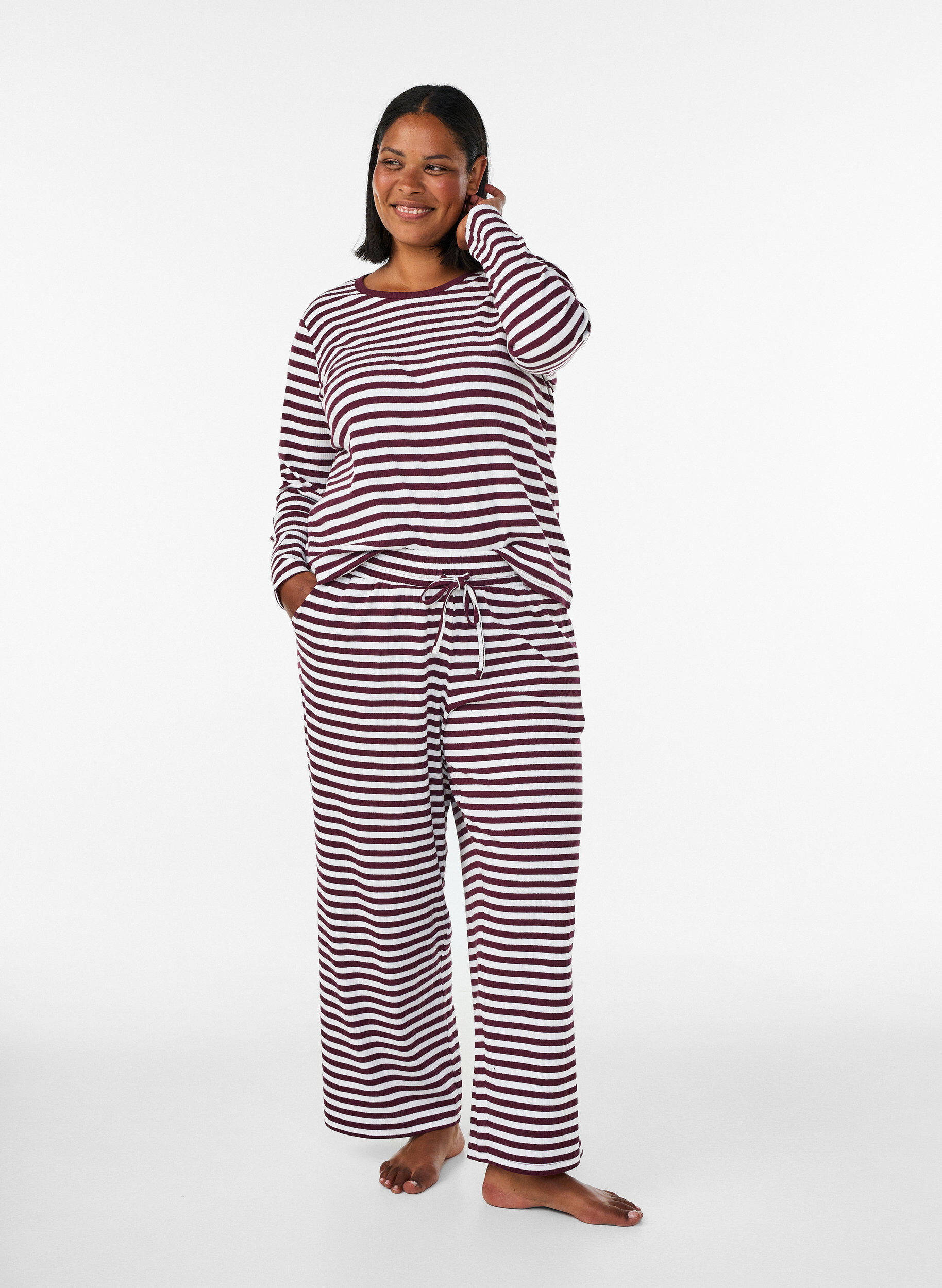 ZizziGestreifte Schlafanzughose mit hoher Taille und weiten Beinen, Rot, Model image number 0