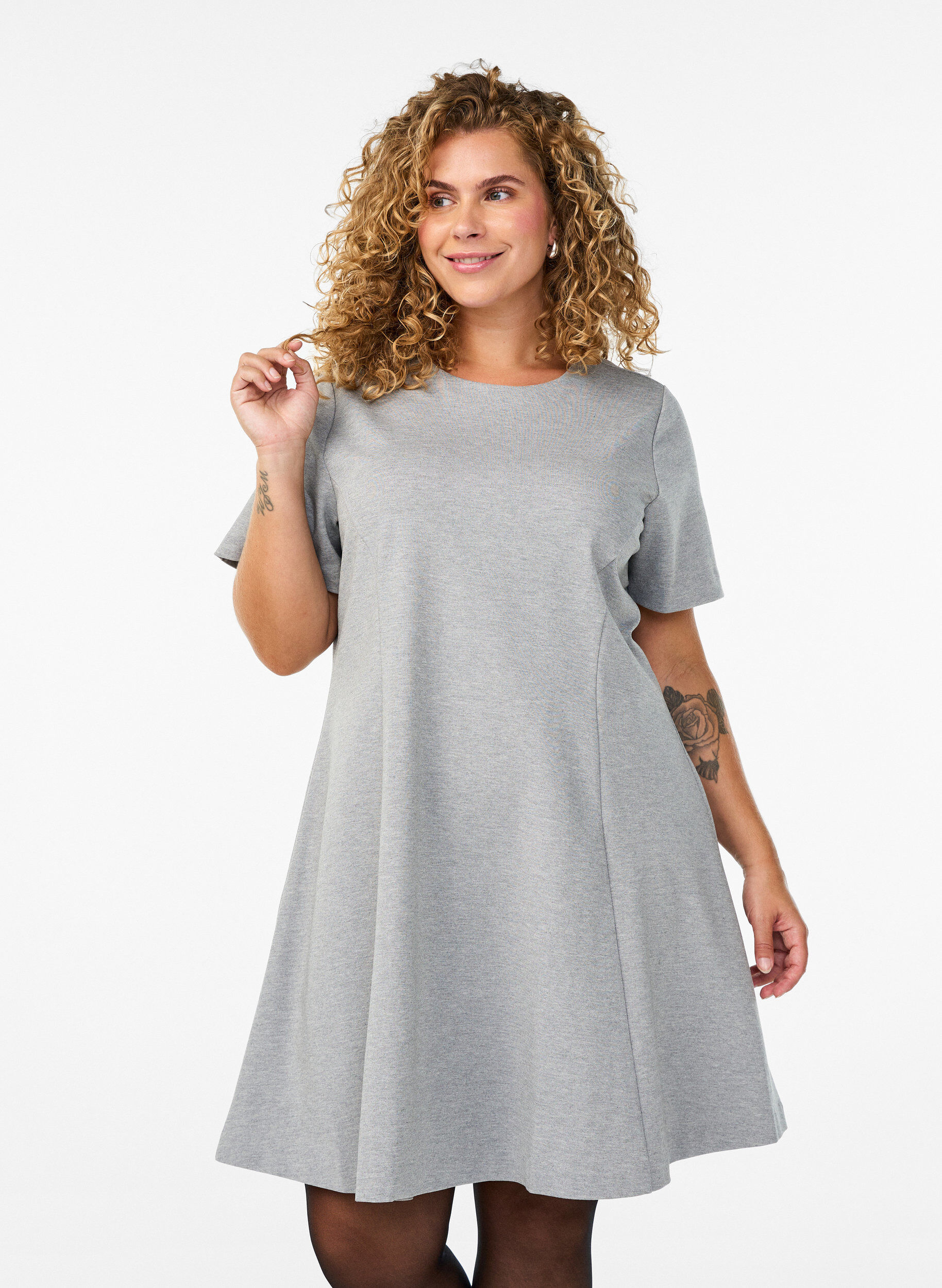 Kurzes A-Linien Kleid aus Jersey, Grau, Model
