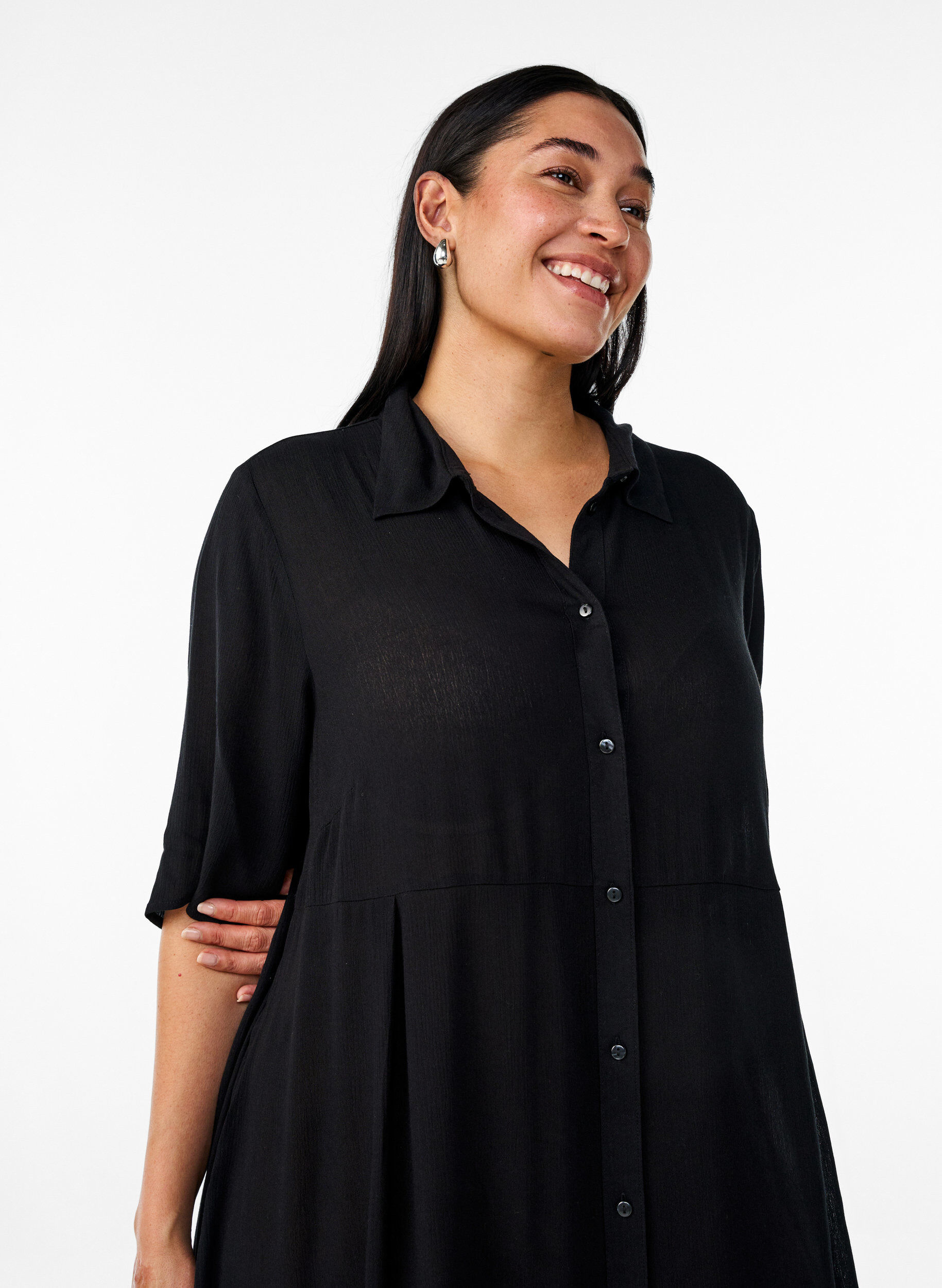 ZizziMidikleid mit kurzen &Auml;rmeln, Schwarz, Model image number 2