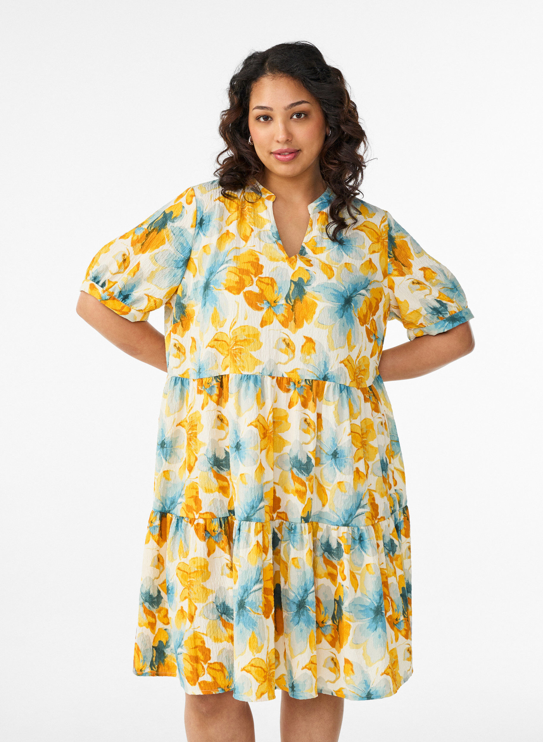 Kurzes A-Linien-Kleid, Gelb, Model