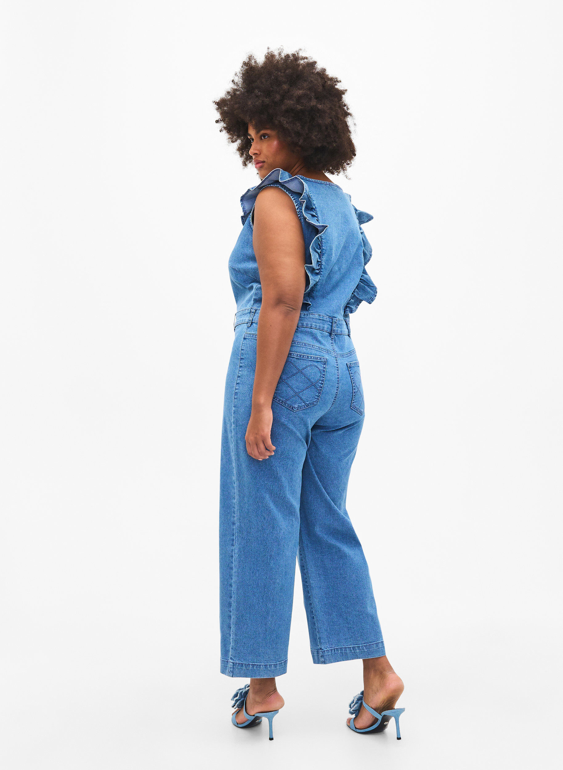 ZizziDenim-Jumpsuit mit R&uuml;schen, Light Blue Denim, Model image number 1