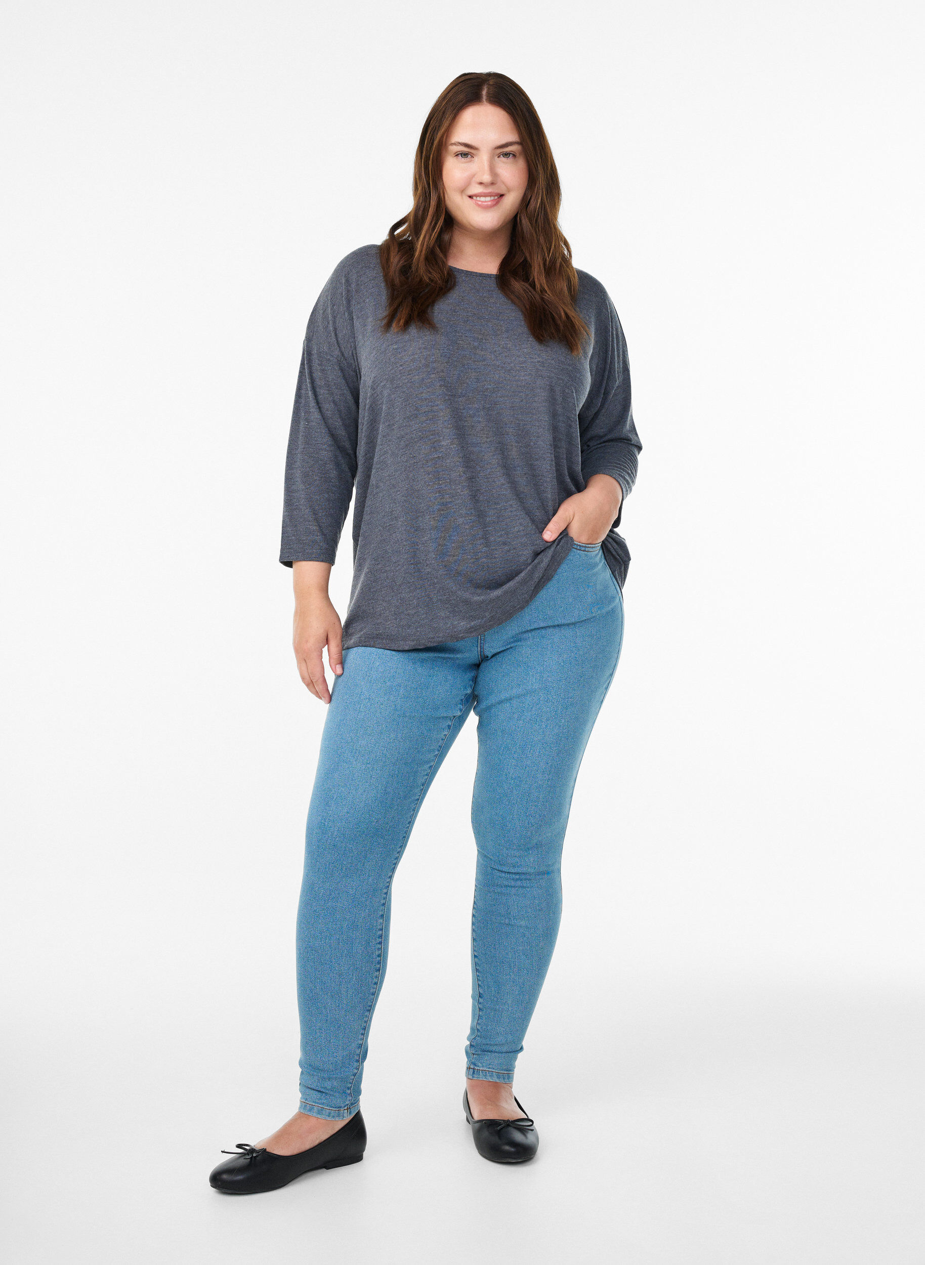 ZizziBluse aus Jersey mit 3/4-&Auml;rmeln, Grau, Model image number 1
