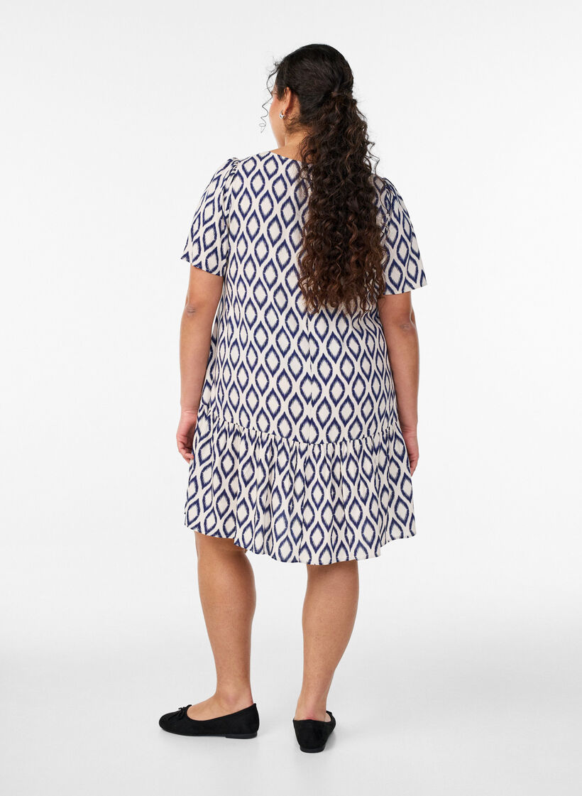 Kleid aus Viskose mit Schnittlinie, Blau, Model image number 2