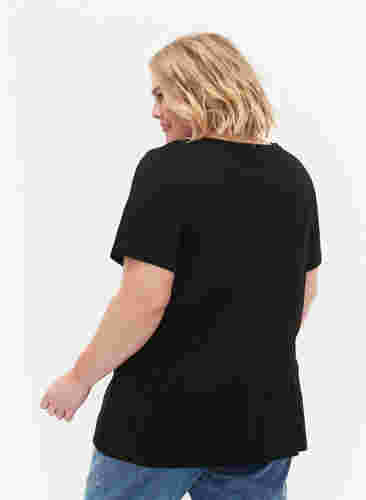 Kurzärmeliges T-Shirt mit A-Linie, Black, Model image number 1